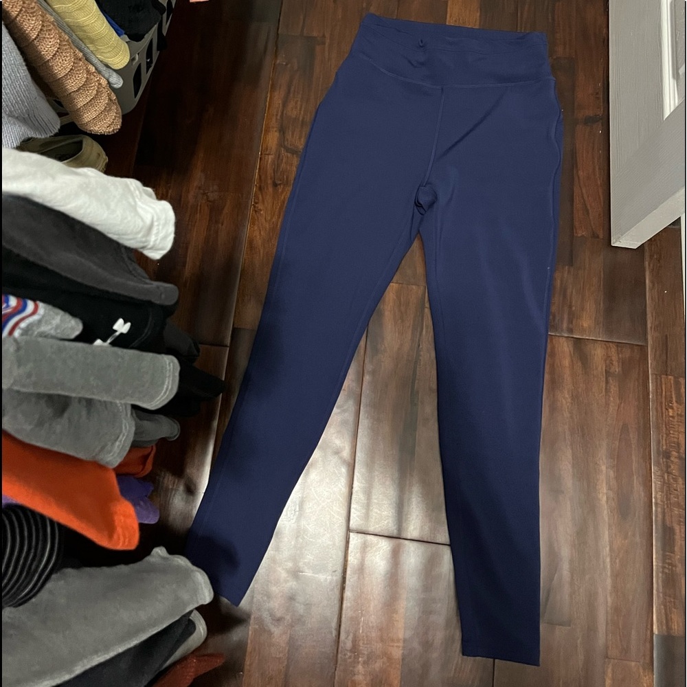 Pop fit leggings with pockets!